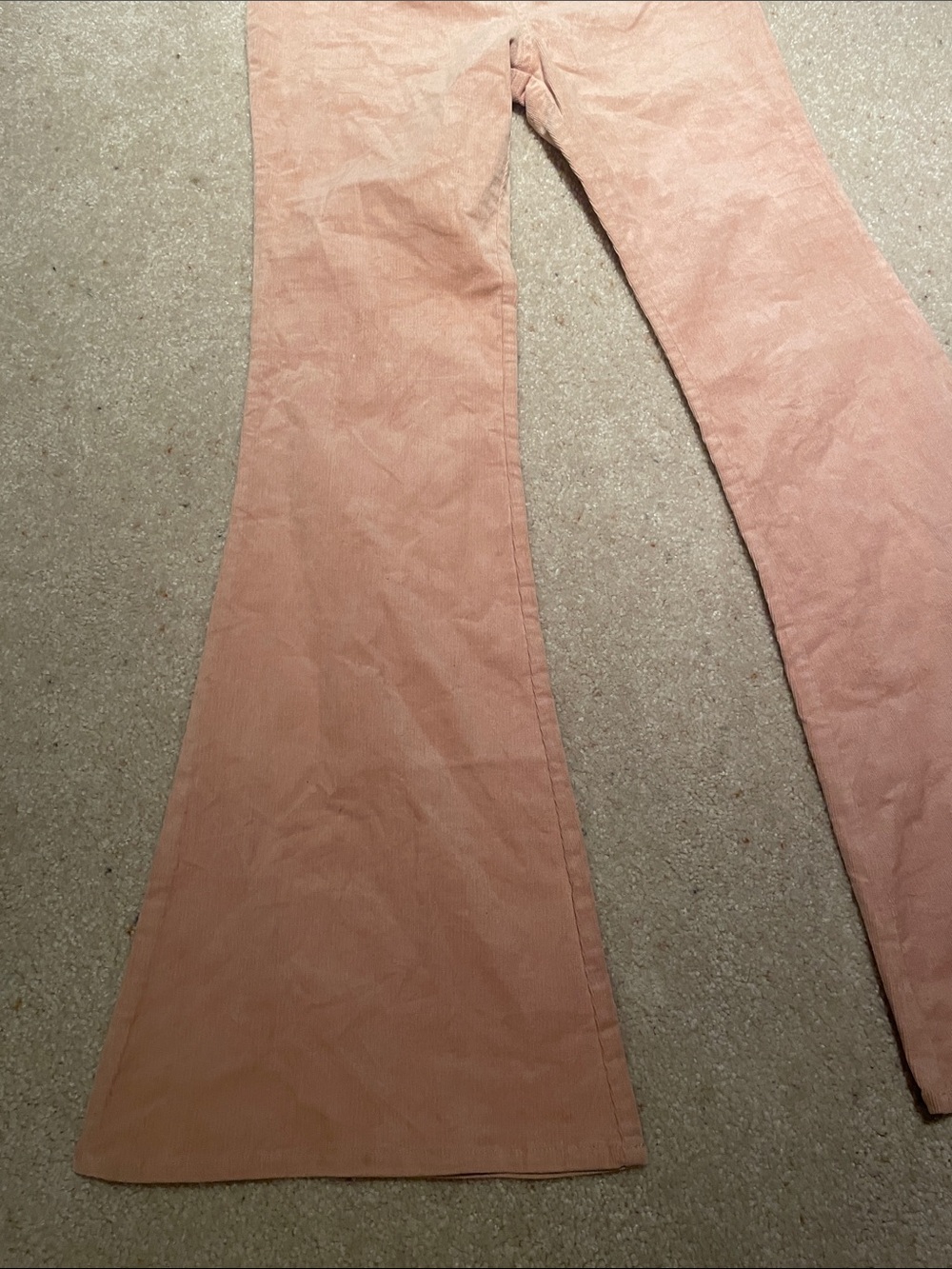 NWOT Forever 21 bell bottom pull on thin whale cords in pale peach color - Picture 3 of 10